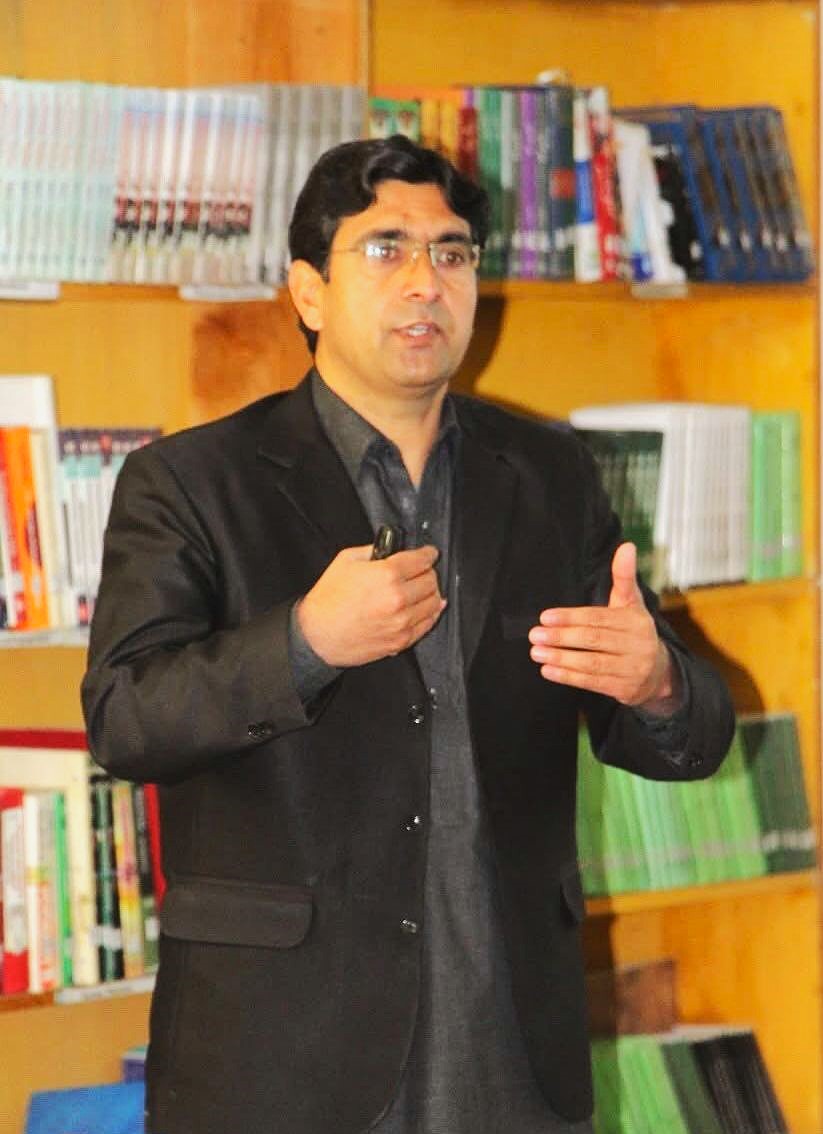 Photo of haya hussain sir.jpg
